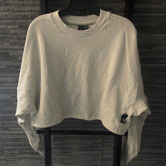 Adidas US size medium light grey cropped sweatshirt - Picture 2 of 7